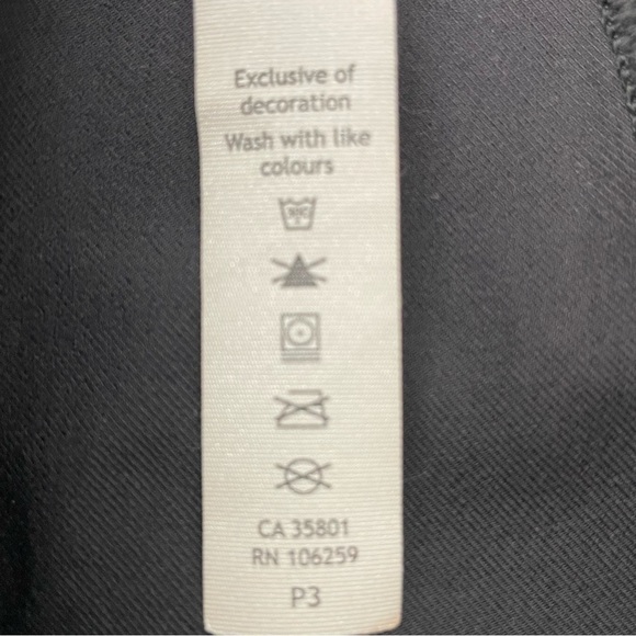 Lululemon Next Move Crop *23" Black Pants - Sz 2 - Picture 10 of 14